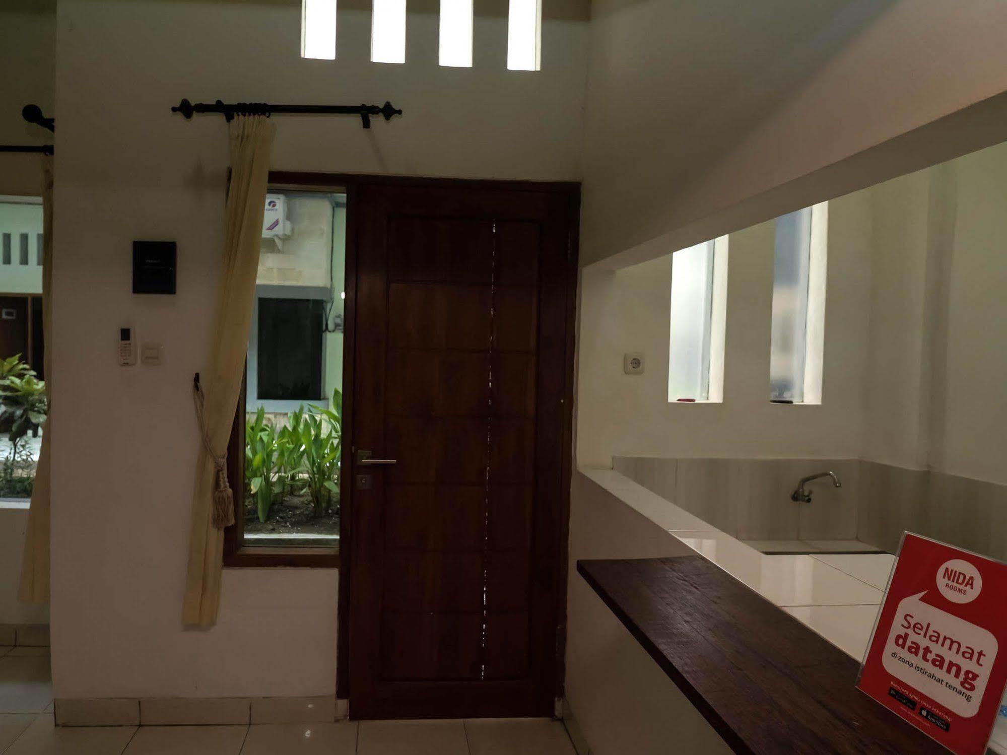 Super Oyo 91495 Hotel Indah Residence Ντενπασάρ Εξωτερικό φωτογραφία
